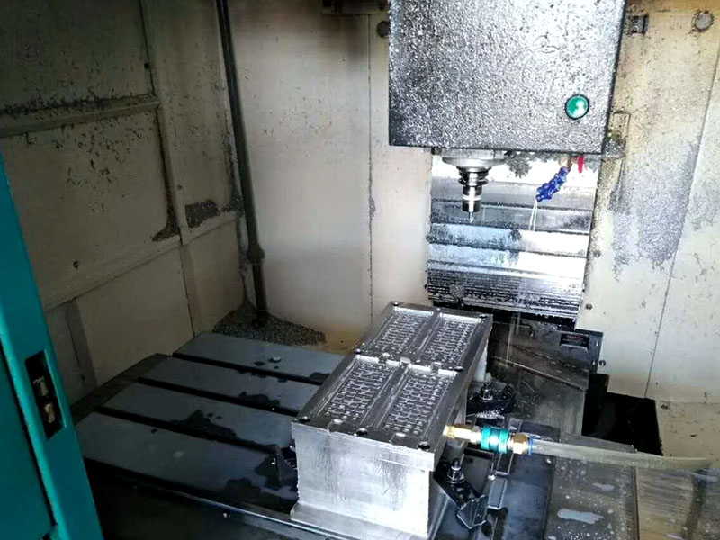 力勁鉆攻機(jī)是不是臺灣產(chǎn)的?